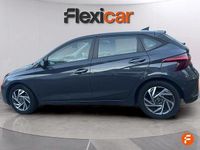 Usado Hyundai i20 84 CV (61 kW) 2024 Gris Utilitario