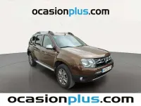 Usado Dacia Duster Lauréate 90 CV (66 kW) 2015 Marrón SUV