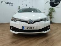 Usado Toyota Auris Hybrid Advance 136 CV (100 kW) 2017 Blanco Berlina