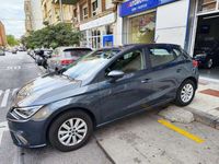 Usado Seat Ibiza Style 110 CV (80 kW) 2023 Gris Utilitario