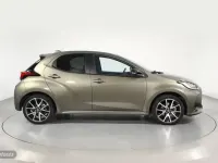 Usado Toyota Yaris Style 116 CV (85 kW) 2022 Bronce Utilitario