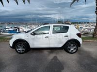 Usado Dacia Sandero Comfort 90 HP (66 kW) 2018 Branco Sedan