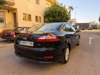 Usado Ford Mondeo Ghia 140 CV (102 kW) 2007 Negro Berlina