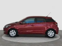 Usado Hyundai i20 84 CV (61 kW) 2017 Granate Berlina