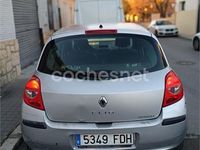 Usado Renault Clio II Dynamique 100 CV (73 kW) 2007 Beige Berlina