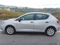 Usado Seat Ibiza Reference 75 CV (55 kW) 2013 Gris / plata Berlina