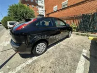 Usado Ford Focus Trend 100 CV (73 kW) 2006 Negro Berlina