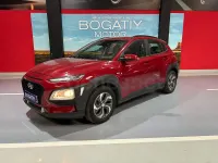 Usado Hyundai Kona Style 141 CV (103 kW) 2020 Granate SUV