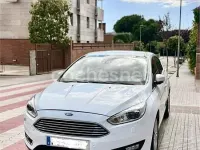 Usado Ford Focus Titanium 115 CV (84 kW) 2015 Blanco Berlina