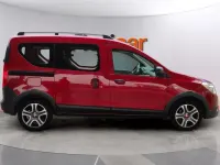 Usado Dacia Dokker Comfort 95 HP (69 kW) 2020 Vermelho Monovolume
