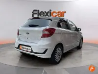 Usado Ford Ka Plus Ultimate 85 CV (62 kW) 2019 Blanco Utilitario