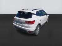 Usado Seat Arona Ecomotive 95 CV (69 kW) 2019 Blanco SUV
