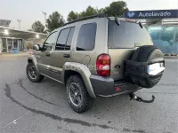 Usado Jeep Cherokee 143 CV (105 kW) 2004 Beige SUV