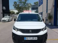 Usado Peugeot Partner Premium 100 CV (73 kW) 2019 Blanco Monovolumen