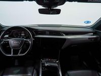 Usado Audi e-tron Advanced 300 kW (408 CV) 2022 Negro SUV