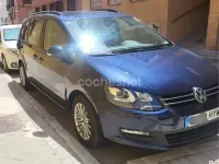 Usado VW Sharan Advance 140 CV (102 kW) 2014 Azul Monovolumen
