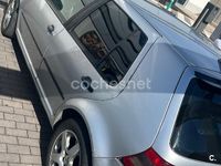 Usado VW Golf IV Highline 130 CV (95 kW) 2001 Gris / plata Berlina