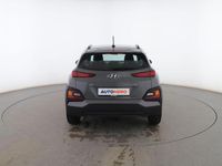 Usado Hyundai Kona 120 CV (88 kW) 2018 Gris SUV