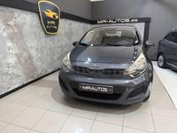 Usado Kia Rio 85 CV (62 kW) 2012 Gris / plata Berlina