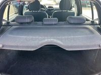 Usado Renault Clio II Extreme 75 CV (55 kW) 2005 Gris / plata Berlina