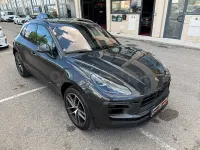 Usado Porsche Macan S 381 CV (280 kW) 2022 Gris / plata SUV