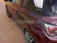 Usado Opel Adam Glam 100 CV (73 kW) 2016 Granate Utilitario