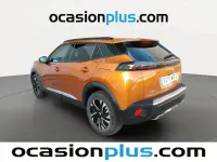 Usado Peugeot 2008 Allure 130 CV (95 kW) 2023 Naranja SUV