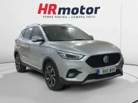 Usado MG ZS Luxury 111 CV (81 kW) 2023 Gris SUV