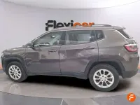 Usado Jeep Compass Limited 150 CV (110 kW) 2023 Gris SUV
