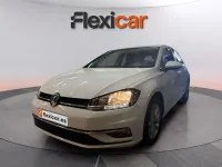 Usado VW Golf VII Advance 125 CV (91 kW) 2018 Blanco Berlina
