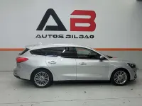 Usado Ford Focus Titanium 120 CV (88 kW) 2020 Plateado Utilitario