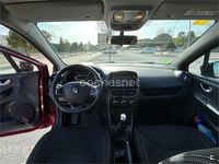 Usado Renault Clio IV LIMITED 75 CV (55 kW) 2018 Rojo Berlina