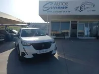 Usado Peugeot 2008 Active 110 CV (80 kW) 2021 Blanco SUV