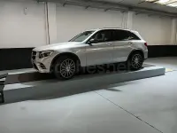 Usado Mercedes GLC43 AMG 390 CV (286 kW) 2019 Gris / plata SUV