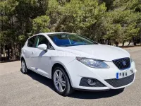 Usado Seat Ibiza Style 90 CV (66 kW) 2011 Blanco Berlina