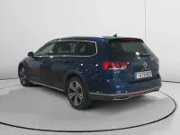 Usado VW Passat 200 CV (147 kW) 2023 Azul Familiar