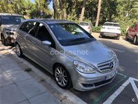 Usado Mercedes B200 140 HP (102 kW) 2007 Cinzento Monovolume