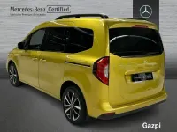 Usado Mercedes T180 116 CV (85 kW) 2023 Amarillo Monovolumen