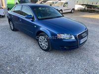 Usado Audi A4 140 CV (102 kW) 2006 Azul Berlina