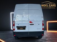 Usado Renault Master 135 CV (99 kW) 2021 Blanco Monovolumen