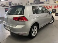 Usado VW Golf VII Business 105 CV (77 kW) 2014 Gris / plata Berlina