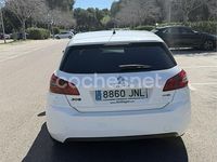 Usado Peugeot 308 Active 100 CV (73 kW) 2016 Blanco Berlina