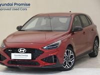 Usado Hyundai i30 N Line 100 CV (73 kW) 2025 Rojo Berlina
