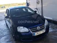 Usado VW Jetta Trendline 105 CV (77 kW) 2007 Azul Berlina