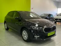 Usado Skoda Fabia Selection 95 CV (69 kW) 2025 Negro Utilitario