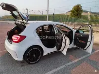 Usado Mercedes A250 AMG line 211 CV (155 kW) 2015 Blanco Berlina