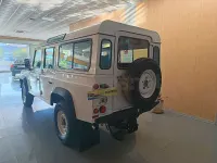 Usado Land Rover Defender SE 122 CV (89 kW) 2016 Blanco Familiar