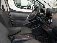 Usado Citroën Berlingo Live 131 CV (96 kW) 2018 Verde nausica Monovolumen