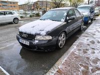 Usado Audi A4 150 CV (110 kW) 1999 Negro Berlina