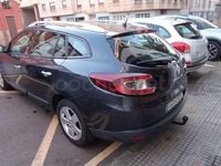 Usado Renault Mégane GrandTour Dynamique 130 CV (95 kW) 2010 Gris / plata Familiar